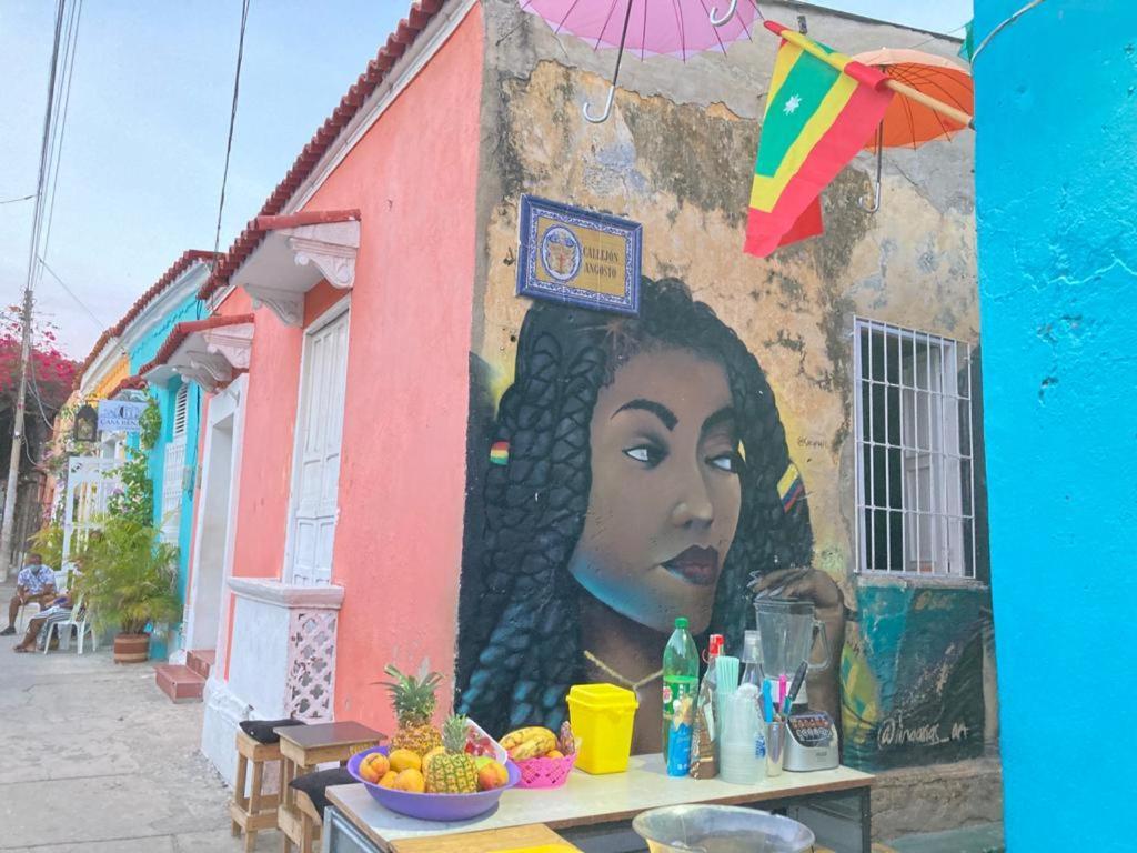 Casa Renacer Bed & Breakfast Cartagena ภายนอก รูปภาพ